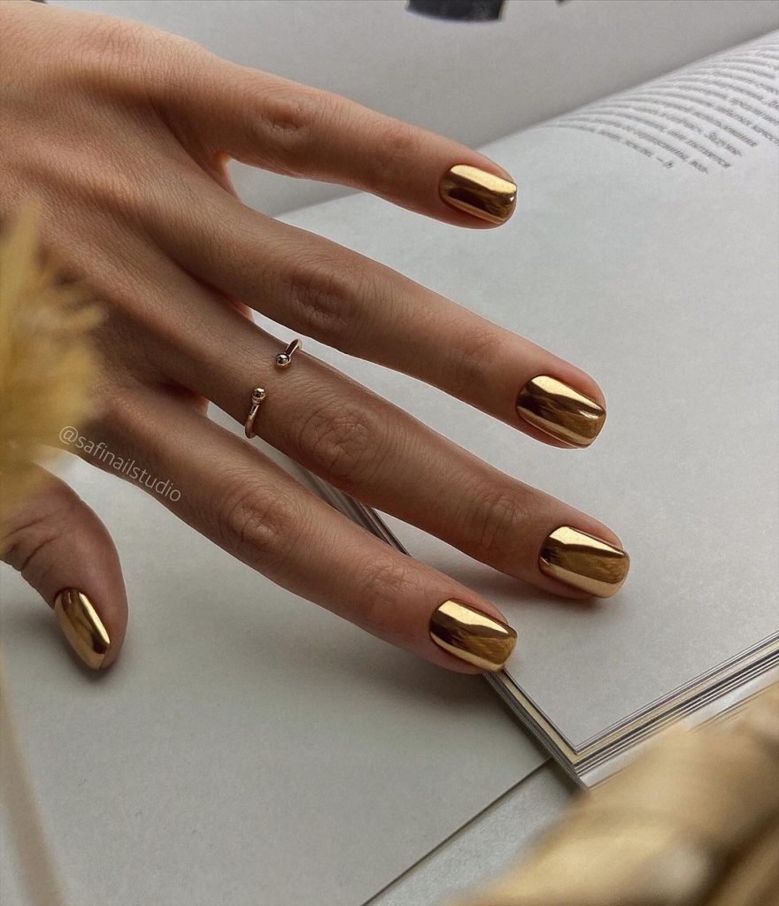 rihanna nails 2022